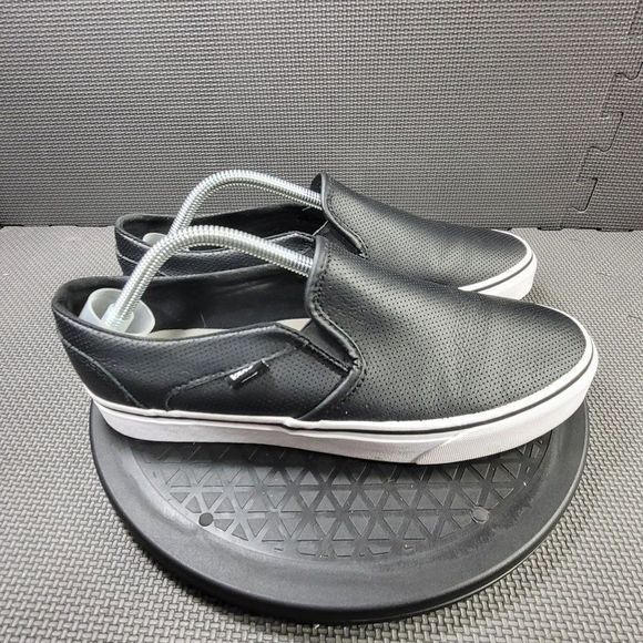 Womens Sz 1 Black Vans Asher Perforated 